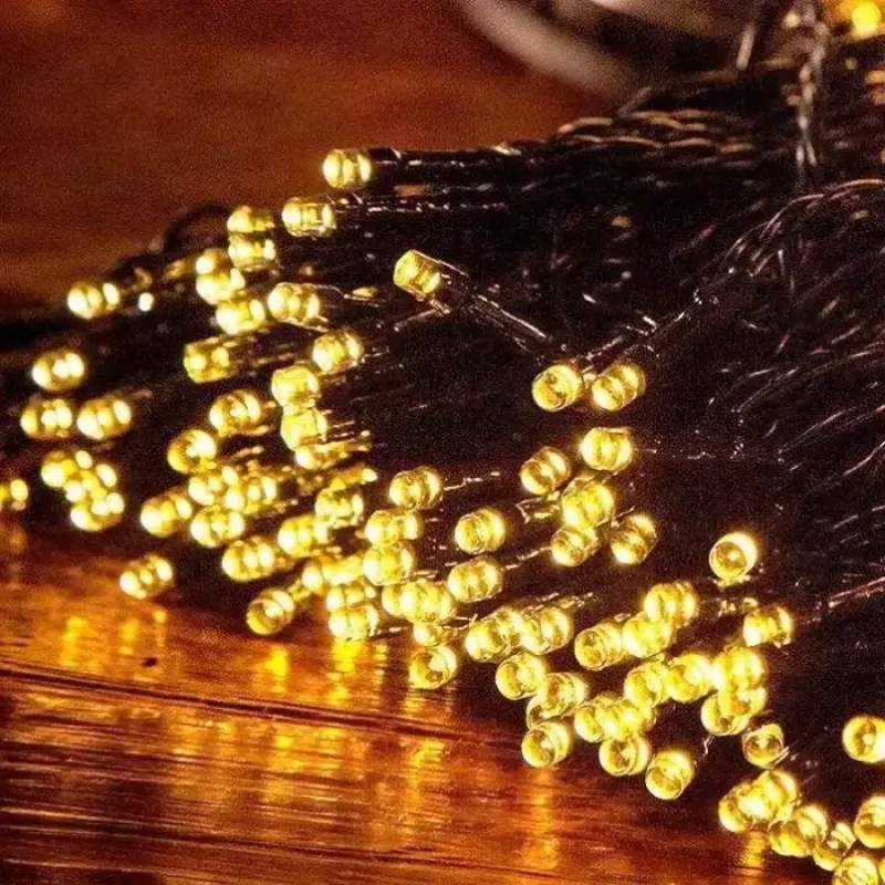 Новорічна вулична світлодіодна гірлянда 10cм 100led із сонячною панеллю вологозахищені лампи Лінза діод SFK-16 Warm white Новорічна вулична світлодіодна гірлянда 10cм 100led із сонячною панеллю вологозахищені лампи Лінза діод SFK-16 Warm white
