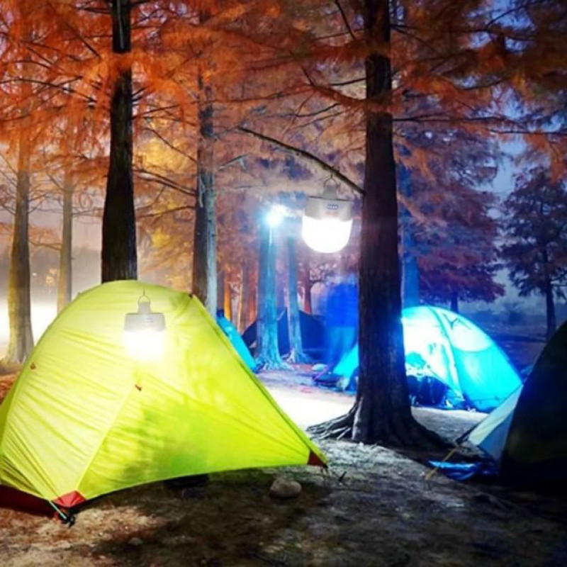 Кемпінгова LED лампа 5 режимів до 8 годин акумуляторний переносний ліхтар з сонячною панеллю  X-Balog BL-2025 White