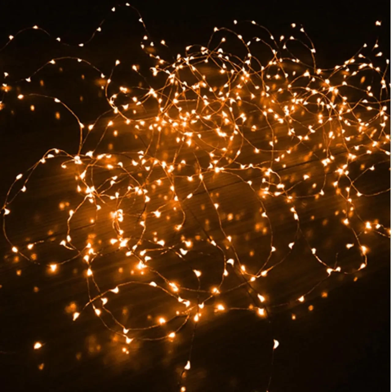 Вулична гірлянда з сонячною панеллю 10 м, 100 LED, з теплим білим підсвічуванням Крапля роси SFK-14 Warm white Вулична гірлянда з сонячною панеллю 10 м, 100 LED, з теплим білим підсвічуванням Крапля роси SFK-14 Warm white