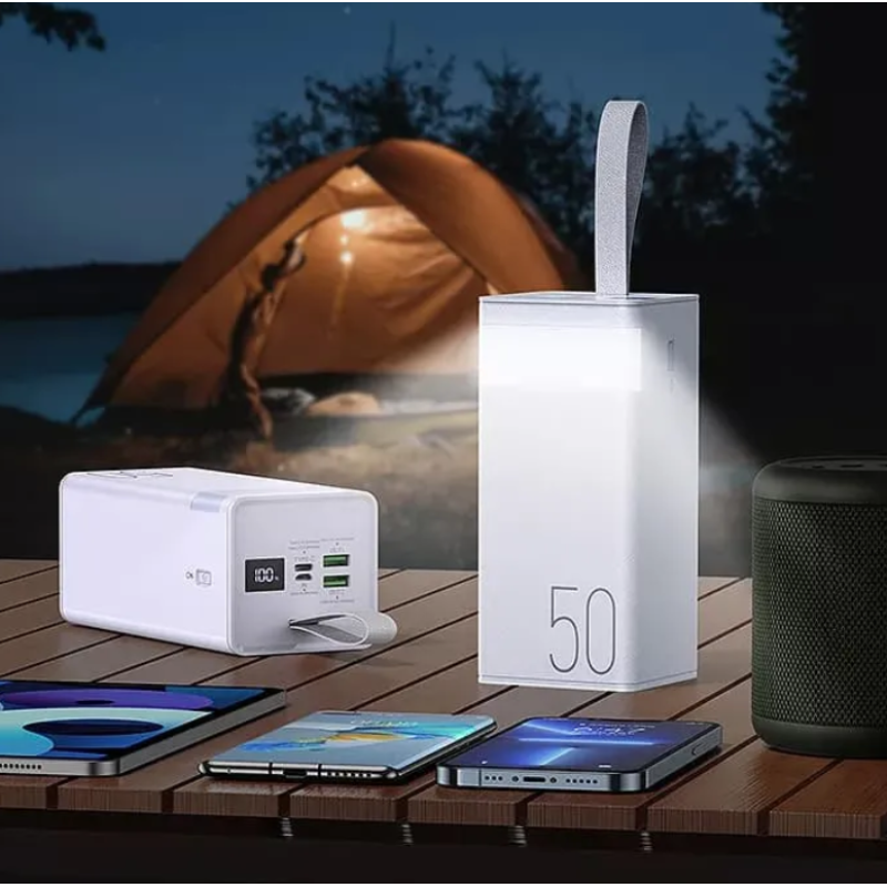 Портативний зарядний пристрій 50000 mAh швидкого заряджання 22,5W та ліхтариком K-506 Білий