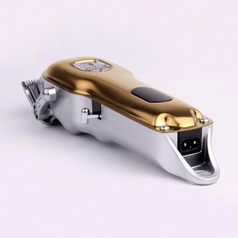 Машинка для стрижки волосся та бороди з LED дисплеєм та 4 насадками 5Вт USB зарядка 1500мАг VGR V-652 Professional Gold