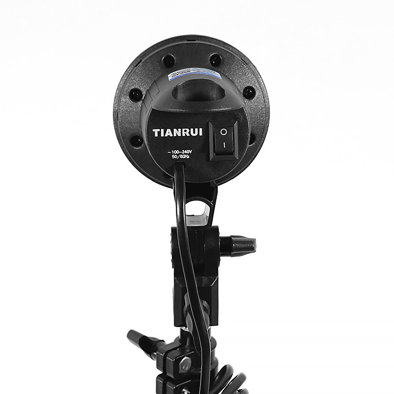 Набор постоянного студийного света из 3 осветителей и 3 штативов для фото и видео съёмки Tianrui A006 Black