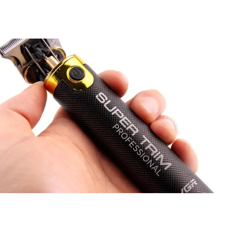 Професійна бездротова машинка 5 Вт для стрижки волосся бороди вусів з насадками 1000 мА VGR V-082 Black Професійна бездротова машинка 5 Вт для стрижки волосся бороди вусів з насадками 1000 мА VGR V-082 Black