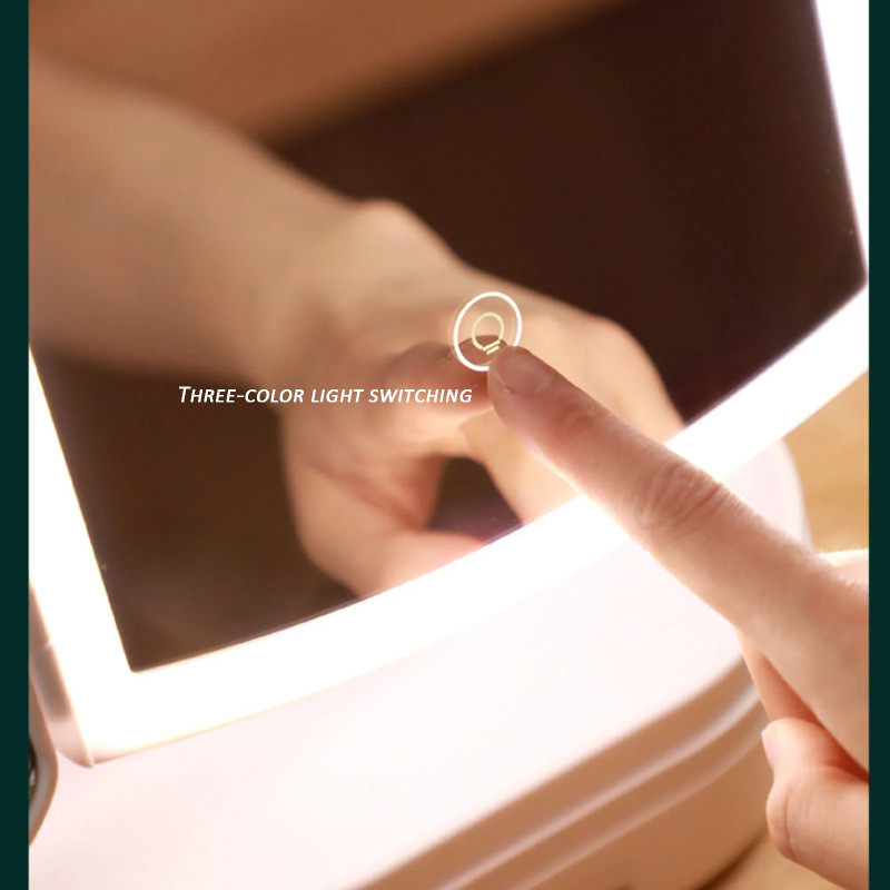 Потрійне дзеркало для макіяжу акумуляторне сенсорне з LED підсвічуванням і скринькою Beauty Mirror BM-0915 White Потрійне дзеркало для макіяжу акумуляторне сенсорне з LED підсвічуванням і скринькою Beauty Mirror BM-0915 White