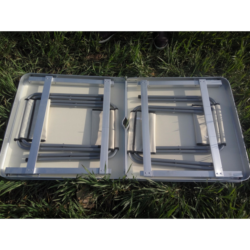 Посилений стіл для кемпінгу розкладний із 4 стільцями Easy Camping (коричневий)