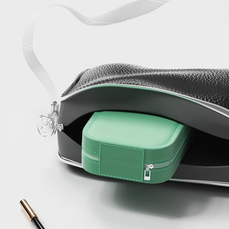 Портативний кейс-органайзер для косметики з дзеркалом на кришці та LED підсвіткою Comod-Case CC-9878 Green