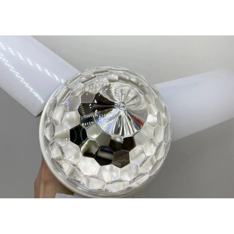 Світлодіодна LED лампа люстра в патрон з 4 лопатями з музикою, світловою кулею та пультом ДУ 40Вт WO-11 White