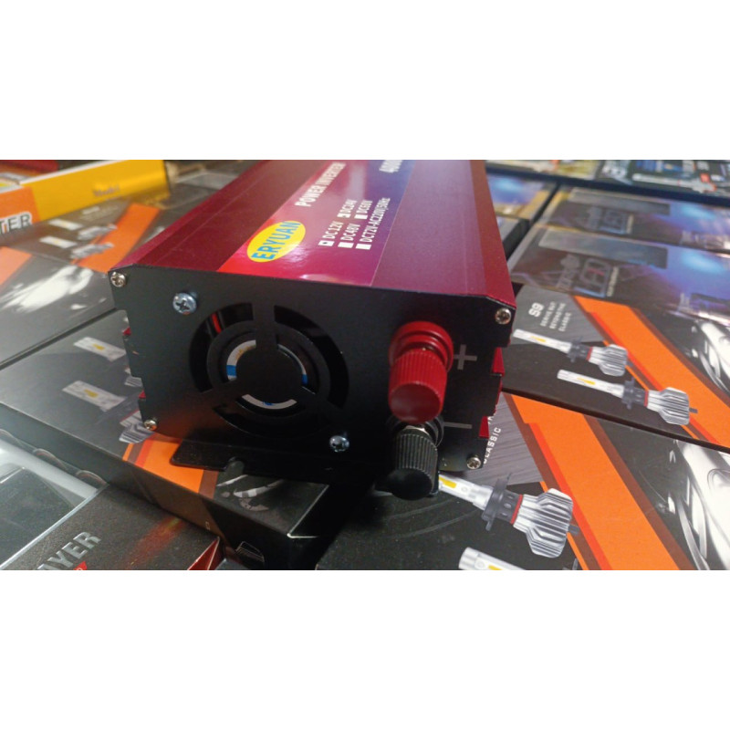 Перетворювач напруги DC 12V/24V в AC 220V з LCD дисплеєм та USB, захистом від перевантажень та замикання модифікована синусоїда Eryuan 4000W Червоний