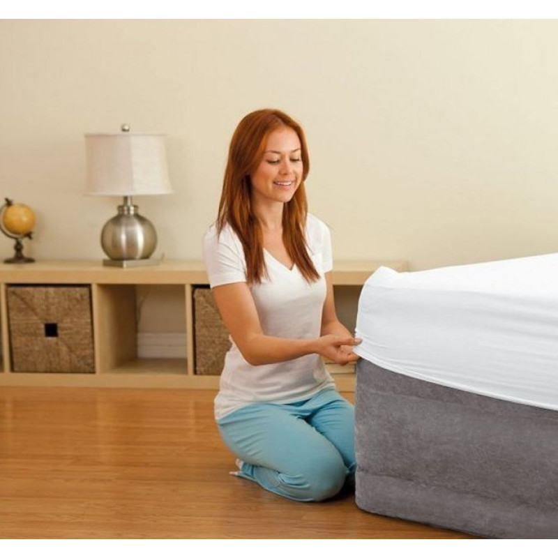 Матрац двомісний преміум-класу ПВХ з велюровим покриттям надувне ліжко з електронасосом 220V Intex 67770 Comfort Plush 152х203х33см Сірий