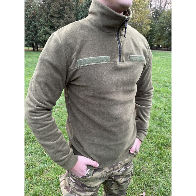 Джемпер флісовий з високим коміром на блискавці та двома наліпками для шивронів Оливковий