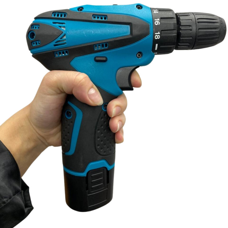 Шуруповерт акумуляторний Every One 1809 в кейсі з набором біт, свердлів і насадок з 2 акумуляторами 12V Black/Blue