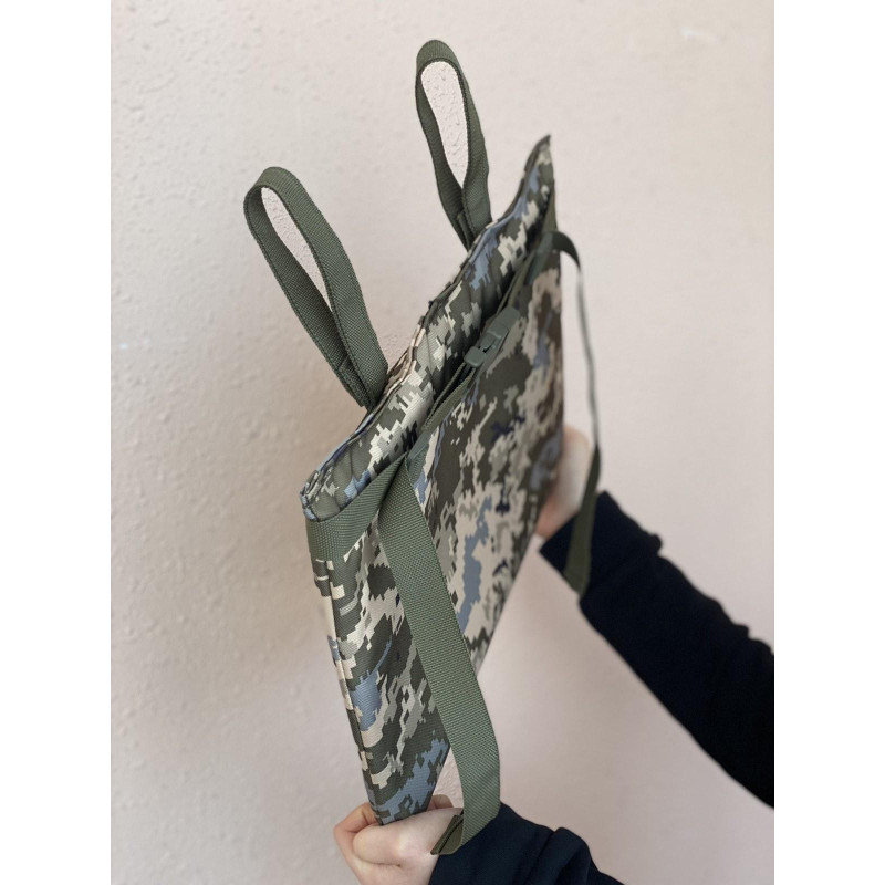 Каремат для сидіння Оксфорд 600D з наповнювачем ізолон та кріпленням MOLLE на пояс 32x42x2,5см Піксель